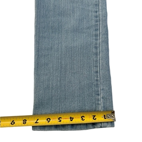 Gloria Vanderbilt Women's Amanda Light Blue Jeans Size 6 Missy - Picture 9 of 17